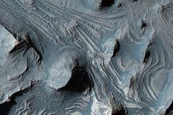 Candor Chasma region on Mars. Image credit: NASA/JPL/HiRISE