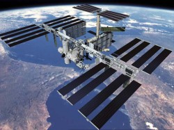 Artists impression of the completed ISS - Kibo can be clearly seen (NASA)