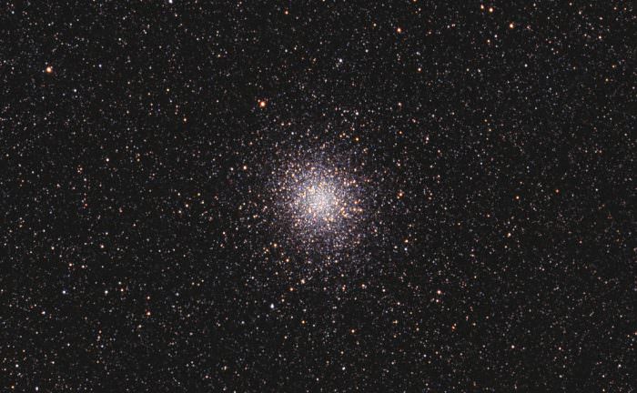The Sagittarius Cluster, aka. Messier 22. Credit: Wikipedia Commons/Hewholooks