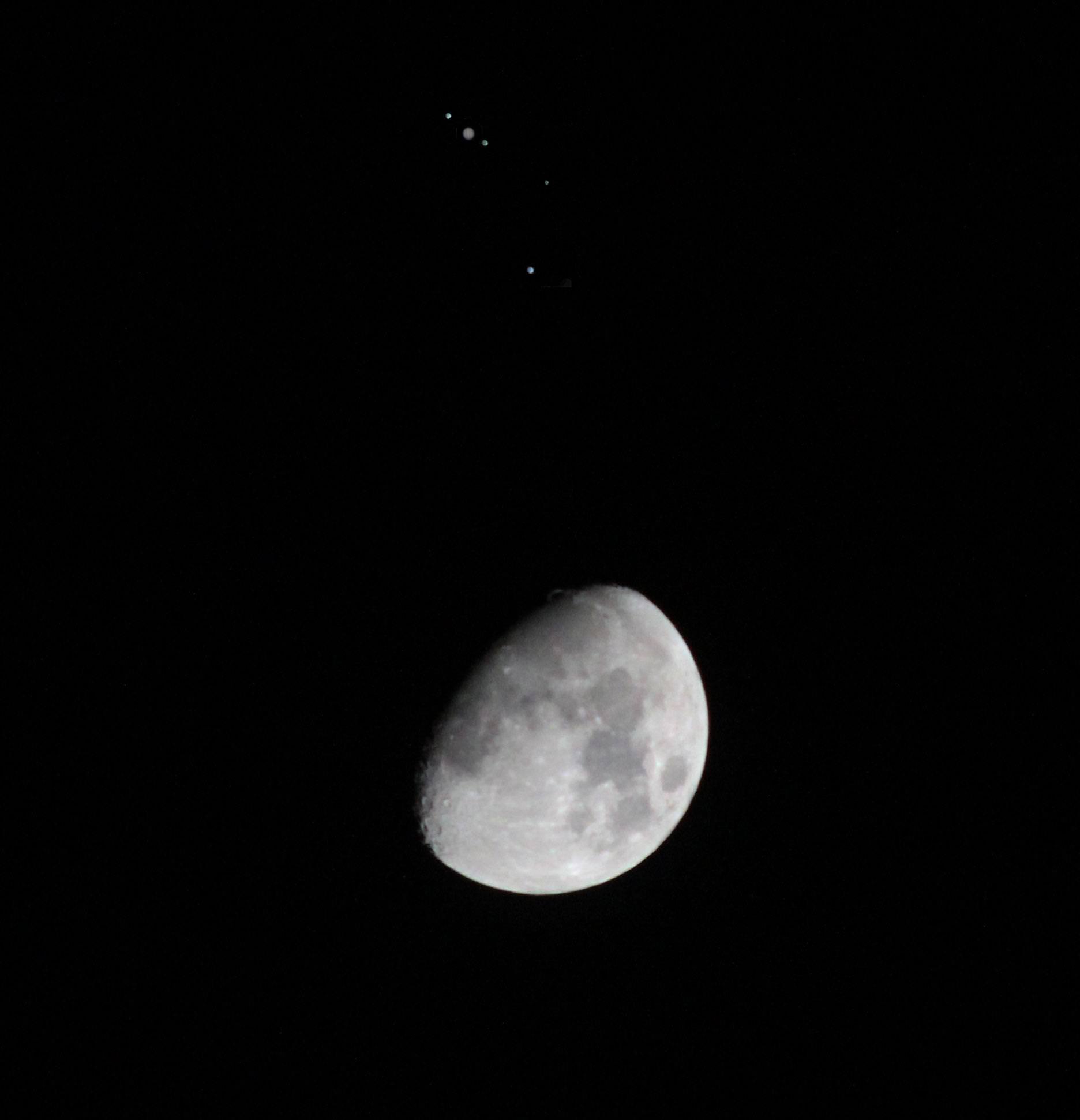 Astrophotos: Jupiter and the Moon Conjunction - Universe Today