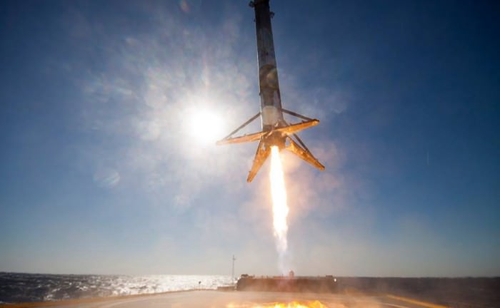 Remote camera photo from "Of Course I Still Love You" droneship of SpaceX Falcon 9 first stage landing following launch of Dragon cargo ship to ISS on CRS-8 mission. Credit: SpaceX