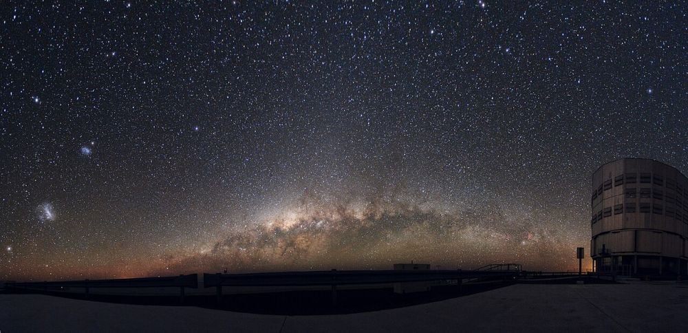Probing Binary Stars in the Small Magellanic Cloud with the JWST