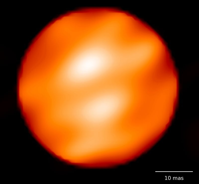 A superfície de Betelgeuse capturada usando interferometria infravermelha (Crédito: NASA/ESO).