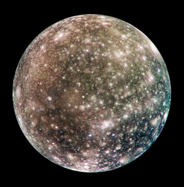Callisto has many more craters than Europa and a thicker icy crust. Image credit: NASA/JPL
