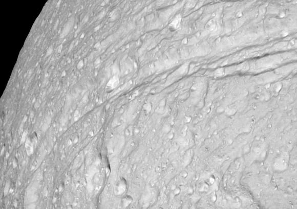 Cassini closeup of the southern end of Ithaca Chasma. Credit: NASA/JPL/Space Science Institute.