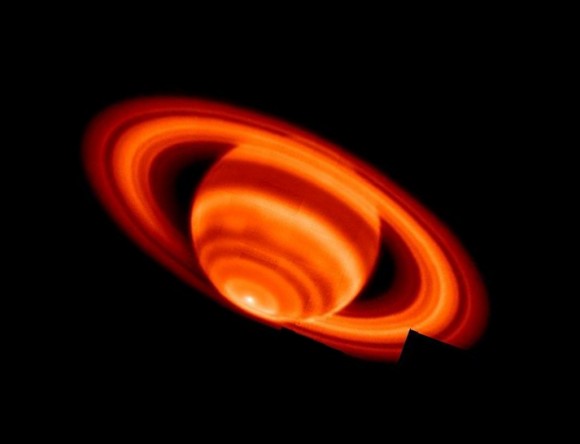 Saturn in Infrared. Image credit: Keck