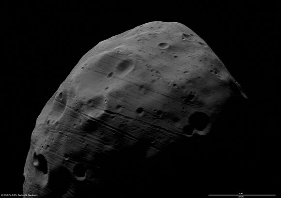 Phobos from Mars Express.  Credit: ESA/DLR/FU Berlin (G. Neukum).