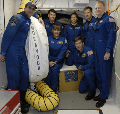 STS-126 crew.  Credit: NASA
