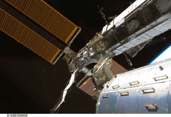 View of the ISS and solar arrays. Credit: NASA