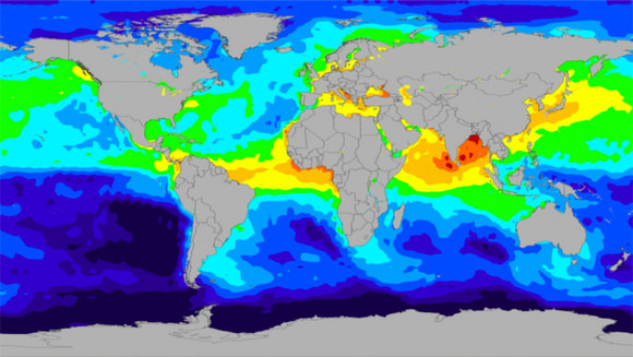 This data-based map shows iron dust deposition on the oceans in spring 2004. Areas with low dust deposition have high fluorescence yields. Credit: NASA's Scientific Visualization Studio