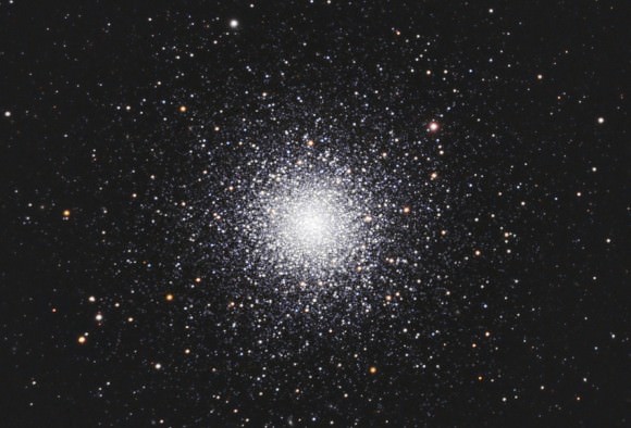 Globular Cluster Messier 3, as seen with amateur telescopes. Credit: Wikipedia Commons/Hewholooks
