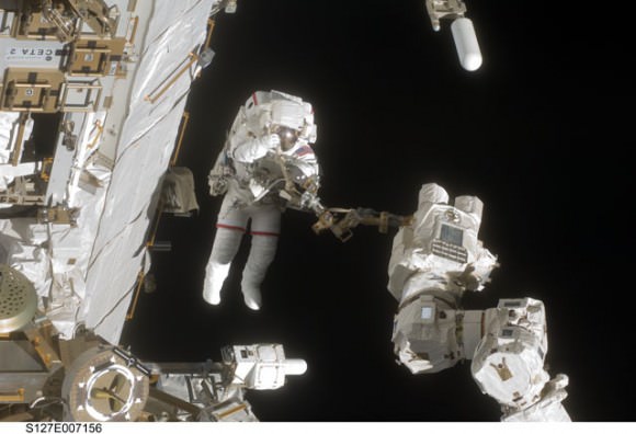 Dave Wolf during an EVA. Credit: NASA