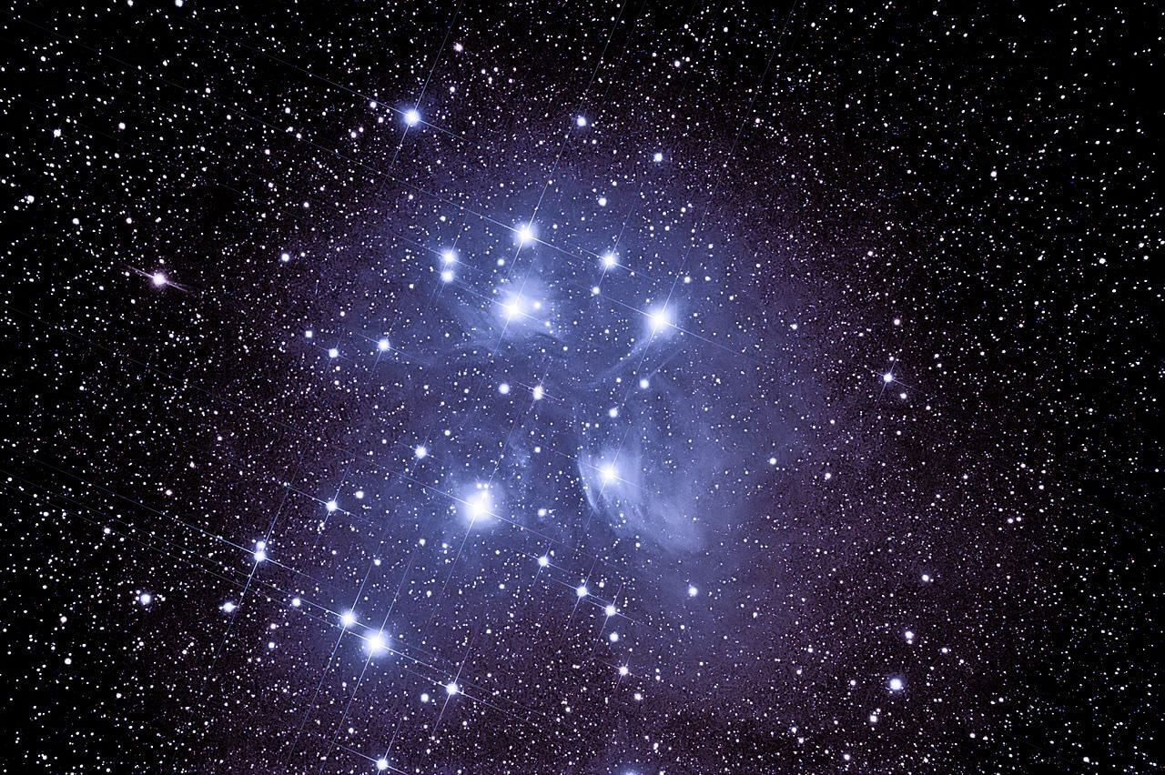L'éveil spirituel : selon-vous c'est quoi l'éveil ? - Page 2 Pleiades-cluster