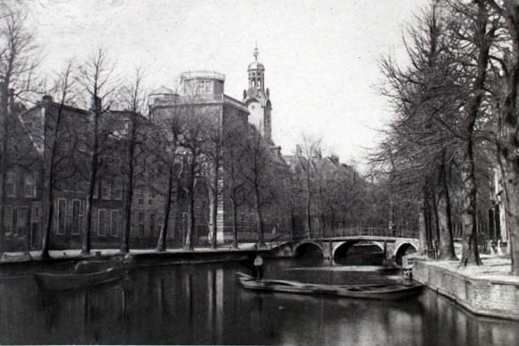 Leiden University, in Leden (southern Netherlands), where Huygens studied from to . Credit: strw.leidenuniv.nl