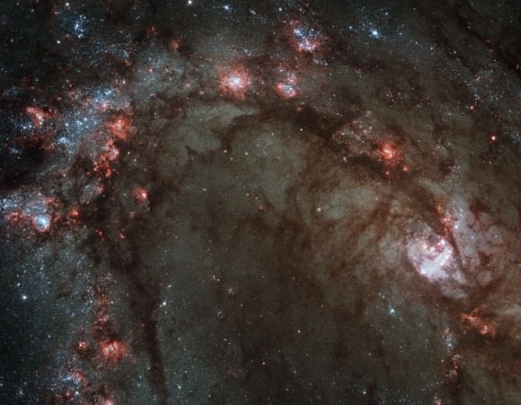 M83. Image credit: Hubble