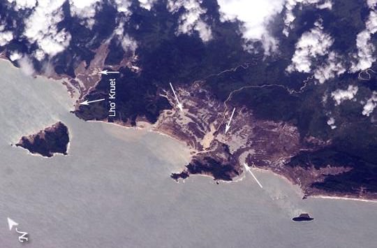 Tsunami Damage, Northwestern Sumatra (Indonesia)