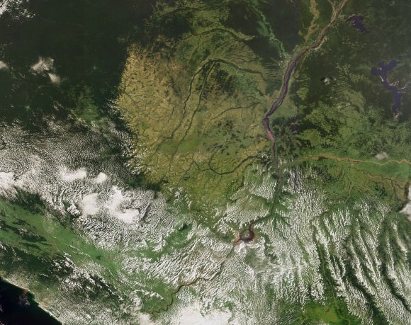 Envisat image, acquired on 14 January 2009, features the Congo River Basin’s rainforests. Credit: ESA