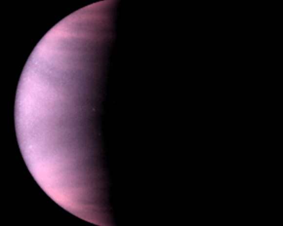 Venus Cloud Tops Viewed by Hubble