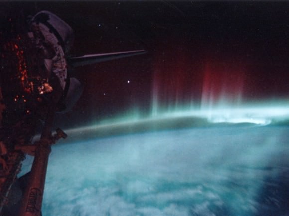 STS-39 view of the Aurora Australis