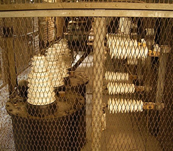 A Faraday cage in power plant in Heimbach, Germany. Credit: Wikipedia Commons/Frank Vincentz