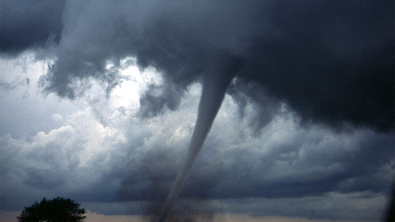 What is Tornado Alley? - Universe Today