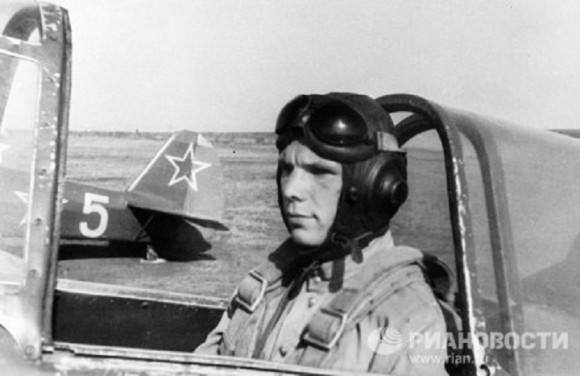 Gagarin pictured in a Yak-18 trainer plane. Credit: rian.ru