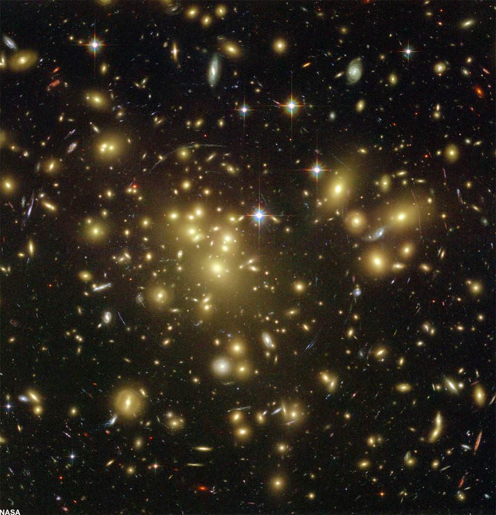 A cluster of galaxies as seen from the Hubble Space Telescope