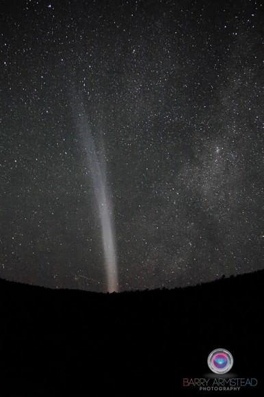 Comet Lovejoy by Barry Armstead