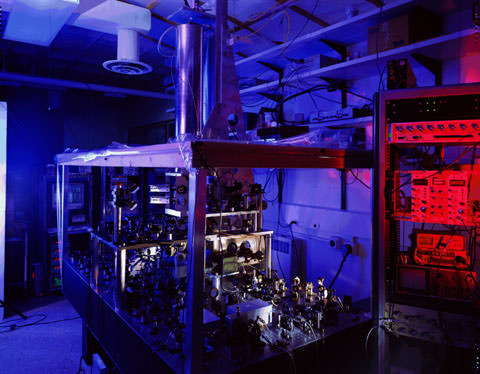 An atomic clock; a relic of a bygone age? Image credit: NIST