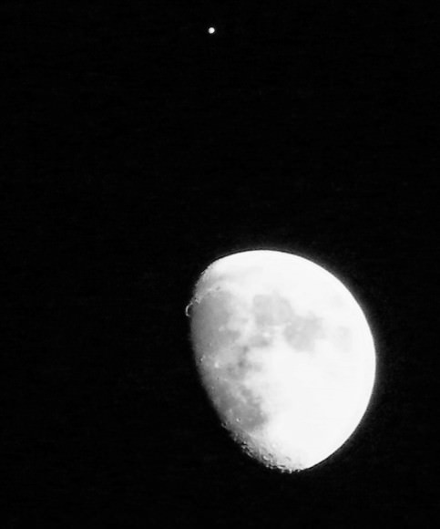 Jupiter-Moon Conjunction, Jan 21, 2013 from San Diego, California. Shot with a Fuji Finepix 2000hd. Credit and copyright: Bob Gould.