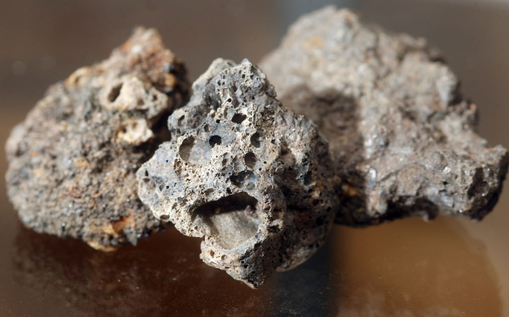 what does meteorite look like on terraria map viewer