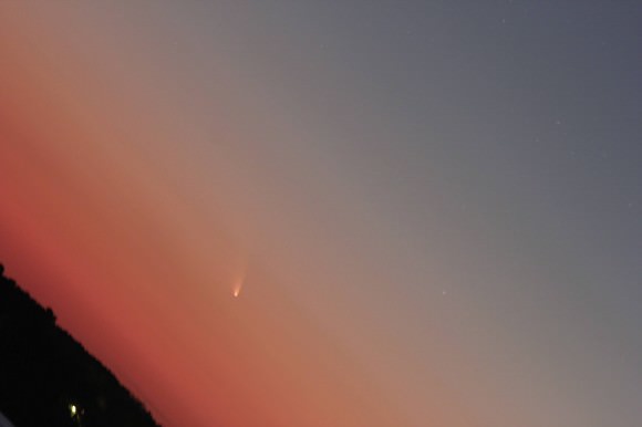 Comet PANSTARRS on March 13, 2013 as see from Newington, New Hampshire, USA. Credit and copyright: John Gianforte (theskyguy.org)