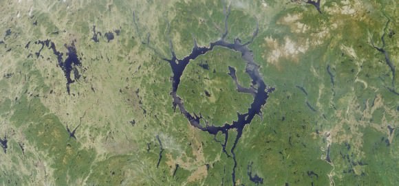 The Manicouagan impact crater in Quebec, Canada (image credit: NASA)