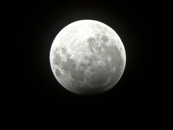 The mini lunar eclipse on April 25, 2013 as seen from Bruges, Belgium. Credit and copyright: Cochuyt Joeri. 