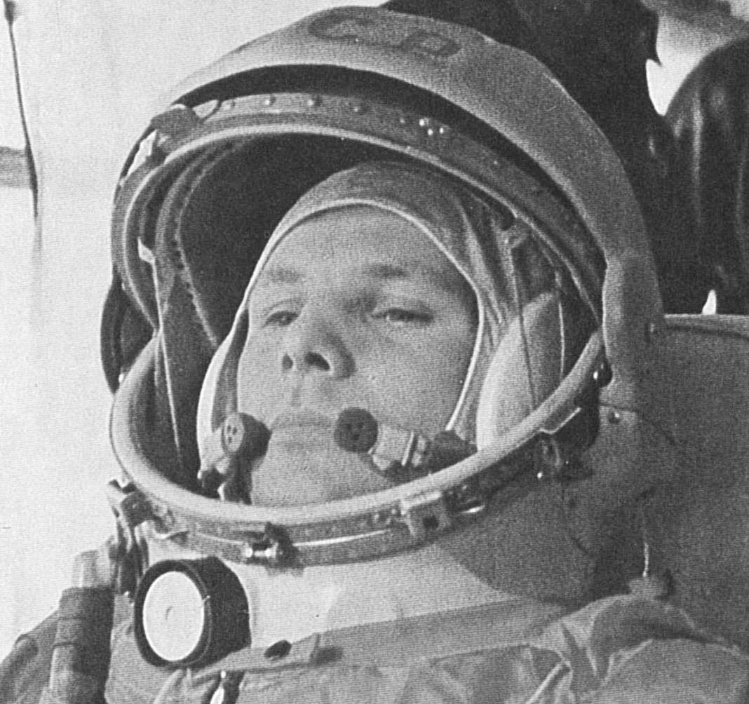 Yuri Gagarin on the way to his historic Vostok launch on April 12, 1961. Image: NASA