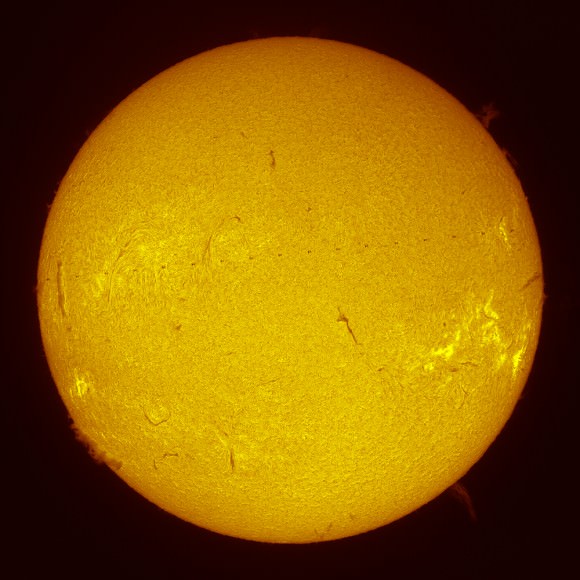 Hydrogen-alpha solar transit of Shenzhou-10 module docked to Tiangong-1, taken from Southern France on June 17, 2013 at 12:34:24 UT. Credit and copyright: Thierry Legault. 