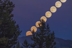 A series of photos combined to show the rise of the July 22, 2013 ‘super’ full moon over the Rocky Mountains, shot near Vail, Colorado, at 10,000ft above sea level in the White River National Forest. Moon images are approximately 200 seconds apart. Credit and copyright: Cory Schmitz