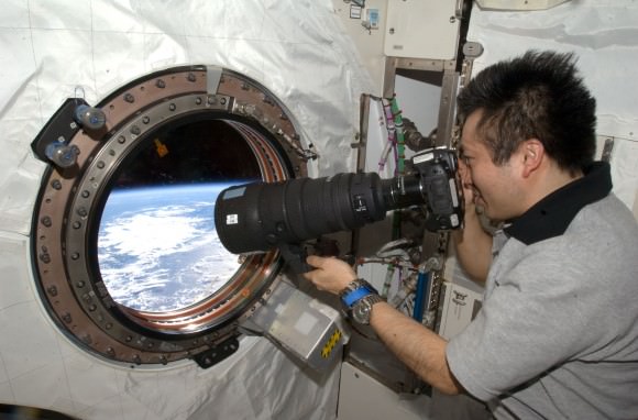 JAXA astronaut Koichi Wakata takes photos of Earth during Expedition 19/20 in 2009. Credit: NASA
