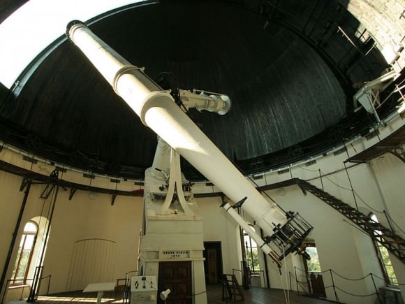 The Great Refractor of the University of Vienna used to discover asteroid 324 Bamberga. (Credit: Prof. Franz Kerschbaum, Wikimedia Commons image under an Attribution-Share Alike 3.0 Unported license).  