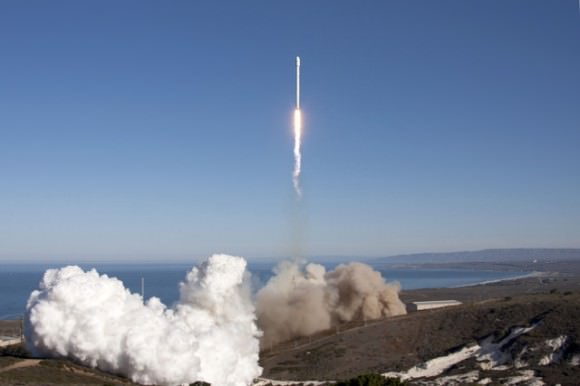 Falcon 9 lifts off from SpaceX’s pad at Vandenberg on Sept 29, 2013, carrying Canada's CASSIOPE satellite to orbit. Credit: SpaceX