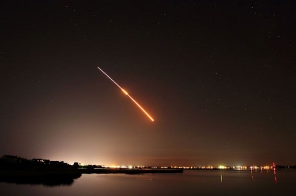 LADEE first stage separation, as seen from Fenwick Island, Delaware, about 50 miles away from Wallops Island Launch Complex. ‘I was completely floored to see how bright and dramatic the launch was from 50 miles away!’ said the photographer.  Credit and copyright: Marion Haligowski. 