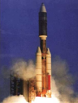 Voyager 1 launches from the Kennedy Space Center on Sept. 5, 1977. Credit: NASA