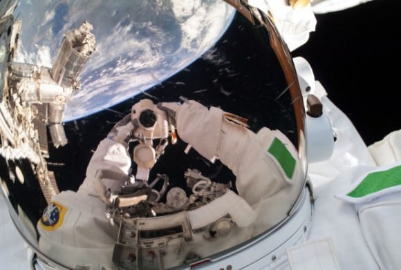 Self-portrait of Expedition 36/37 European Space Agency astronaut Luca Parmitano during a July 2013 spacewalk. Credit: NASA