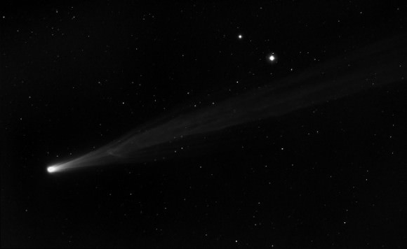 Comet C/2012 S1 (ISON) plus possible fragmentation or disconnect event on  Nov 21, 2013, taken from New Mexico. Credit and copyright: Joseph Brimacombe. 