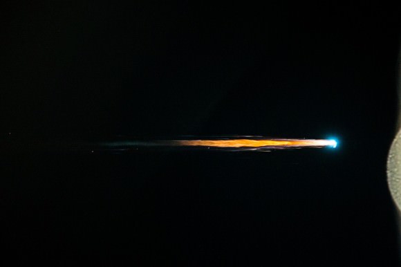 The Automated Transfer Vehicle Albert Einstein burning up on Nov. 2, 2013 at 12:04 GMT over an uninhabitated part of the Pacific Ocean. This picture was snapped from the International Space Station. Credit: ESA/NASA