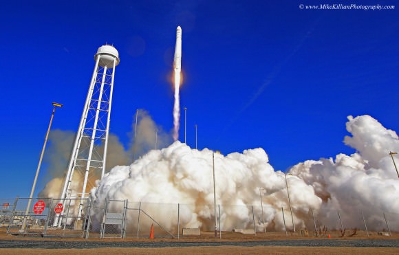 Orbital Sciences’ first dedicated Cygnus mission gets underway at 1:07 p.m. EST, Thursday, 9 January, with the launch of Antares from Pad 0A at the Mid-Atlantic Regional Spaceport (MARS) on Wallops Island, Va. Credit: Mike Killian/mikekillianphotography.com