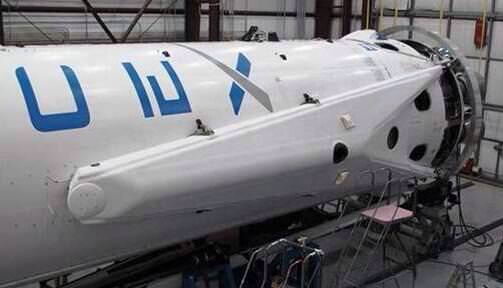 1st stage of SpaceX Falcon 9 rocket equipped with landing legs and now scheduled for launch to the International Space Station on March 16, 2014 from Cape Canaveral, FL. Credit: SpaceX/Elon Musk 