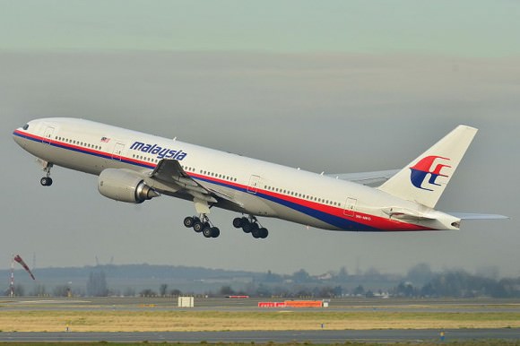 Photo of Malaysia Air Boeing 777-200 