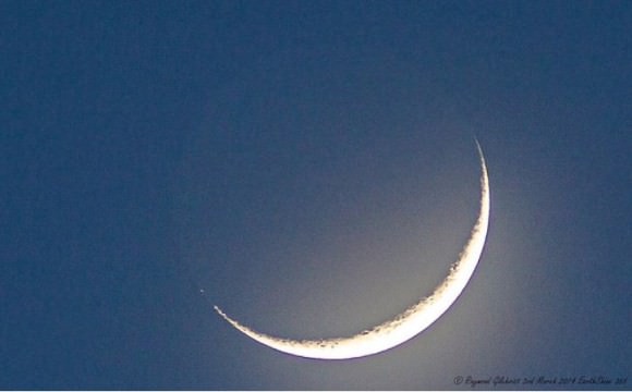 Crescent Moon with Earthshine on March 3, 2014. Credit and copyright: Raymond Gilchrist. 