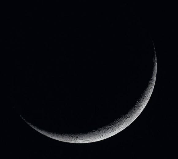 The Crescent Moon at 2.45 days old on March 3, 2014. Credit and copyright: James Lennie. 